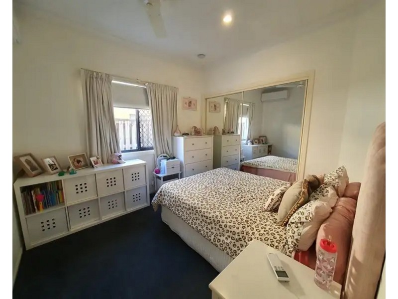 34 Gerona Circuit, Varsity Lakes QLD 4227