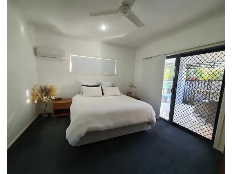 34 Gerona Circuit, Varsity Lakes QLD 4227