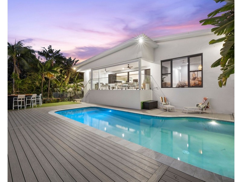 68 Jabiru Avenue, Burleigh Waters QLD 4220