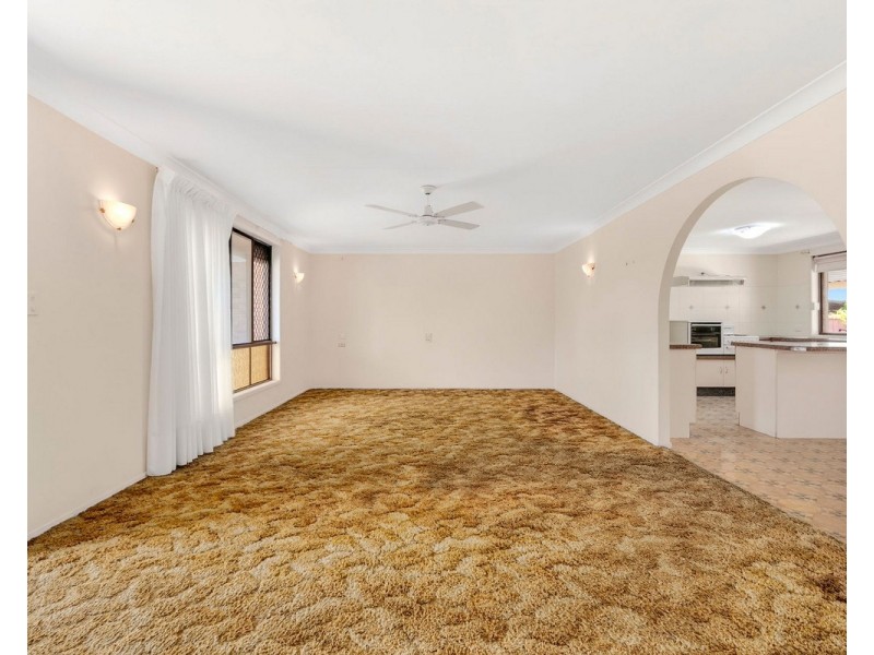 92 Acanthus Avenue, Burleigh Heads QLD 4220