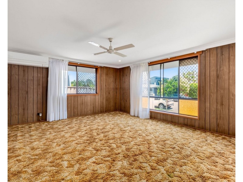 92 Acanthus Avenue, Burleigh Heads QLD 4220