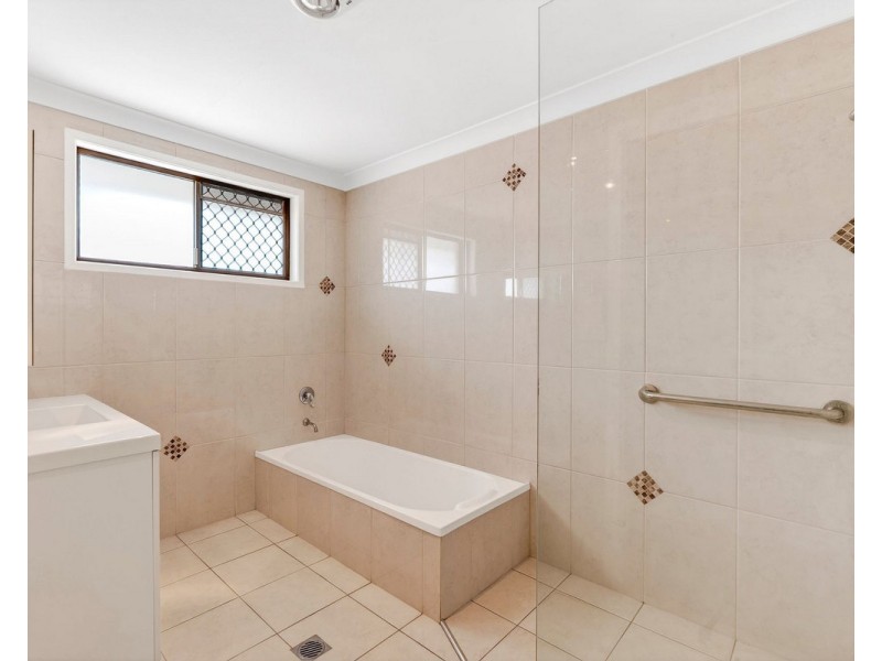 92 Acanthus Avenue, Burleigh Heads QLD 4220