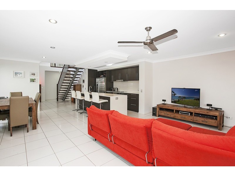 95 Verona Circuit, Burleigh Waters QLD 4220