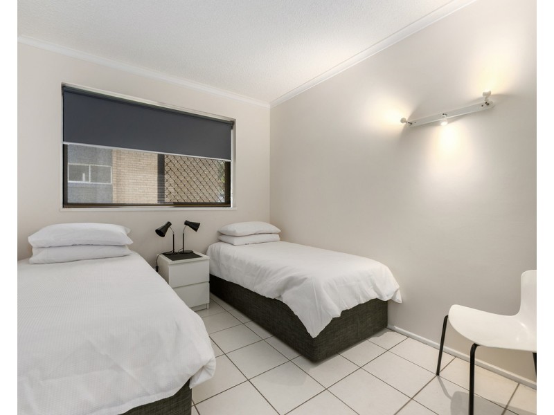 4/24 Goodwin Terrace, Burleigh Heads QLD 4220