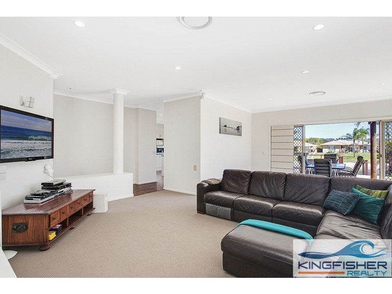 53 Pintail Crescent, Burleigh Waters QLD 4220