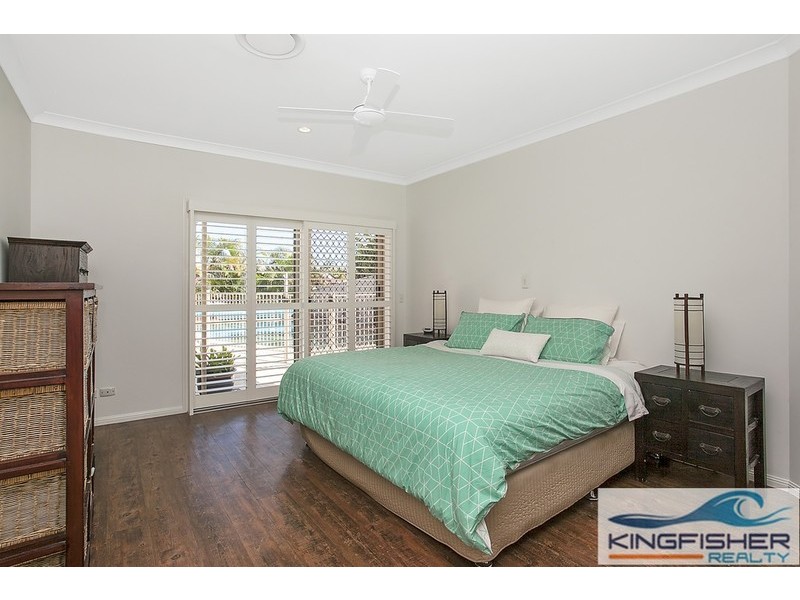 53 Pintail Crescent, Burleigh Waters QLD 4220