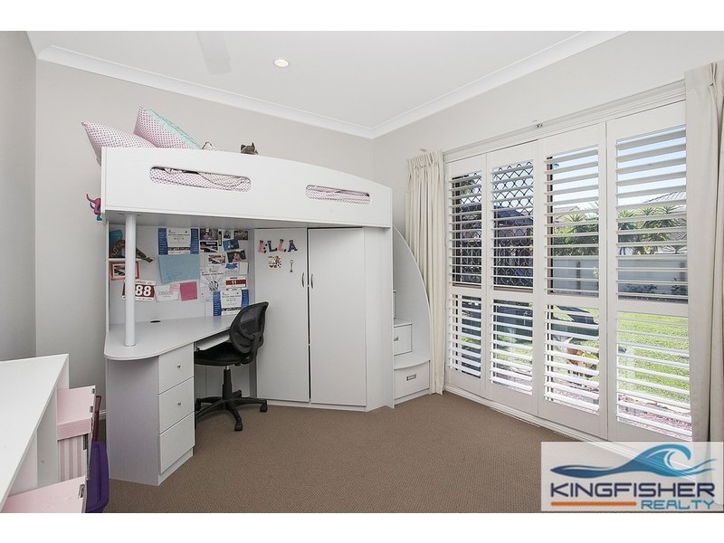 53 Pintail Crescent, Burleigh Waters QLD 4220