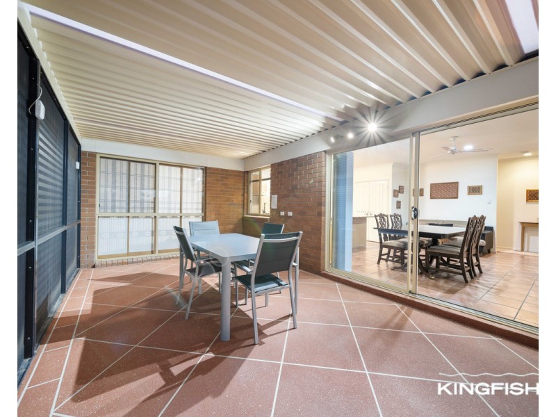 25 Gardendale Crescent, Burleigh Waters QLD 4220