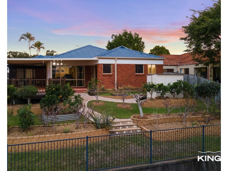 25 Gardendale Crescent, Burleigh Waters QLD 4220