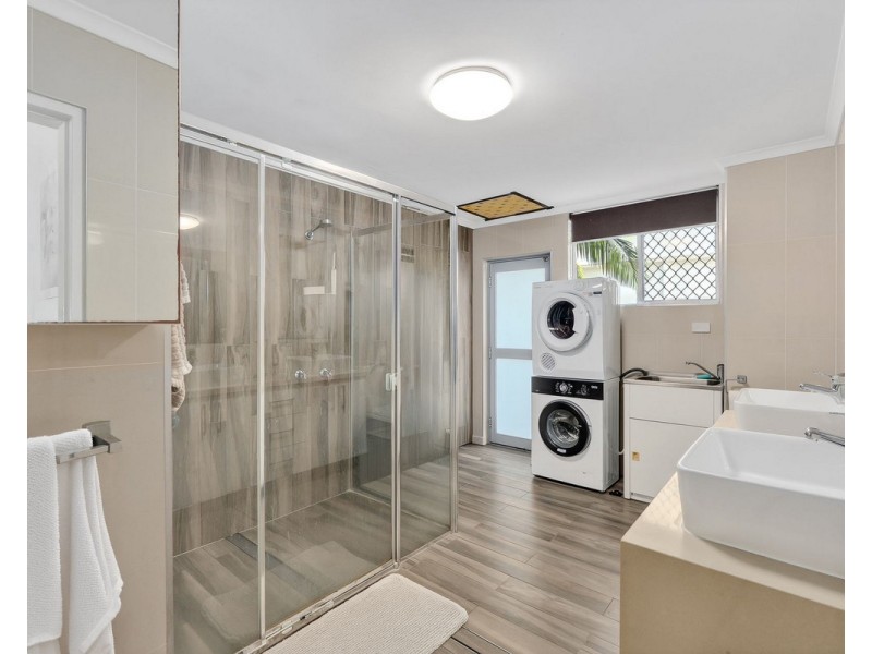 29 Acanthus Avenue, Burleigh Heads QLD 4220