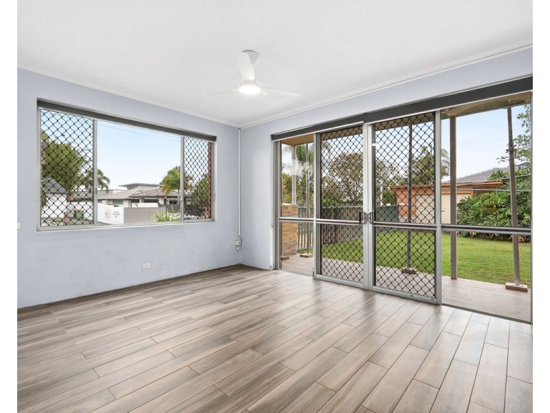 29 Acanthus Avenue, Burleigh Heads QLD 4220