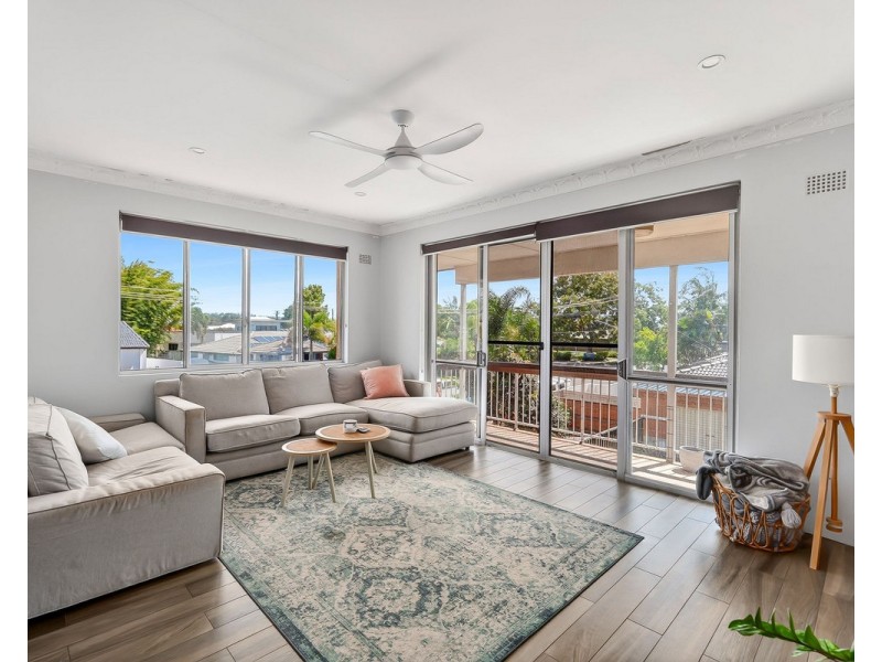 29 Acanthus Avenue, Burleigh Heads QLD 4220