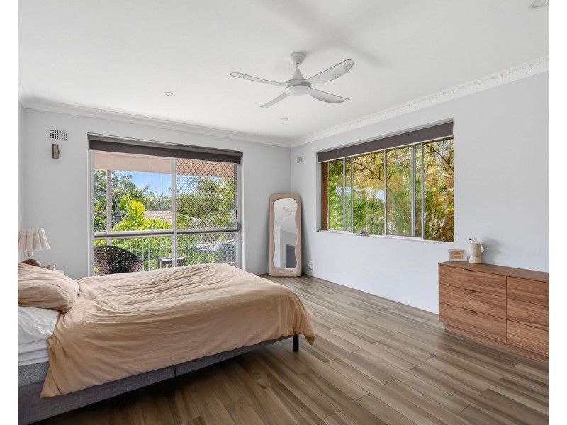 29 Acanthus Avenue, Burleigh Heads QLD 4220