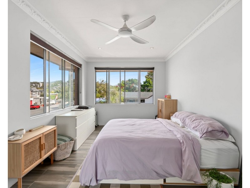 29 Acanthus Avenue, Burleigh Heads QLD 4220