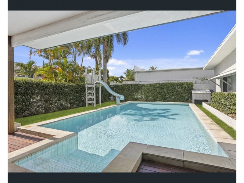 36 Bluejay Street, Burleigh Waters QLD 4220