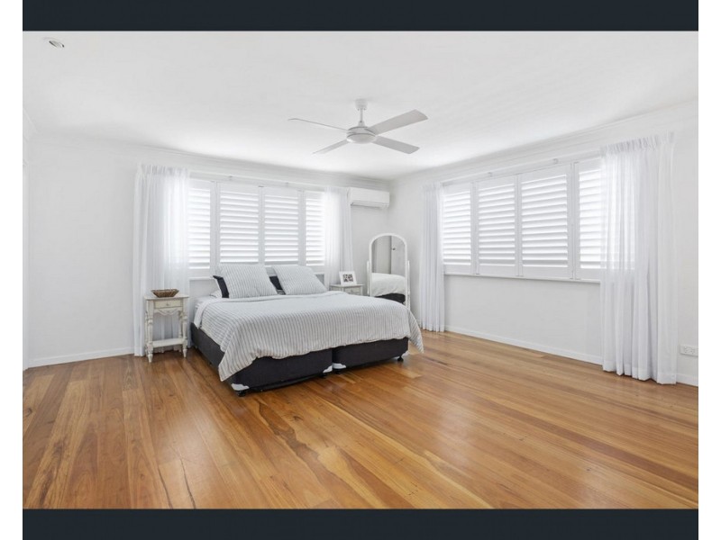 36 Bluejay Street, Burleigh Waters QLD 4220