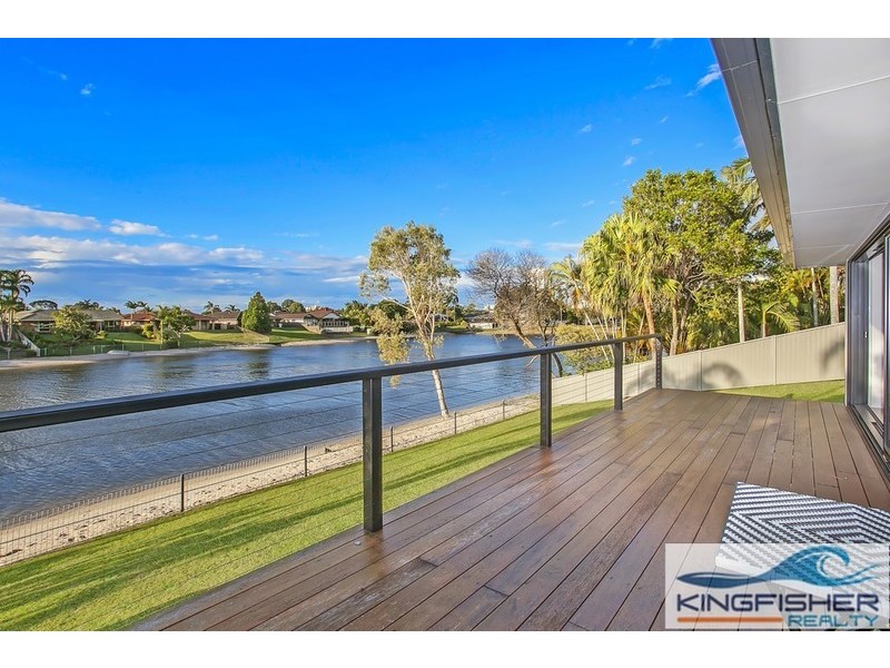 174 Burleigh Street, Burleigh Waters QLD 4220