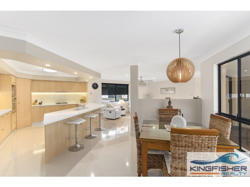 60 Sea Eagle Drive, Burleigh Waters QLD 4220