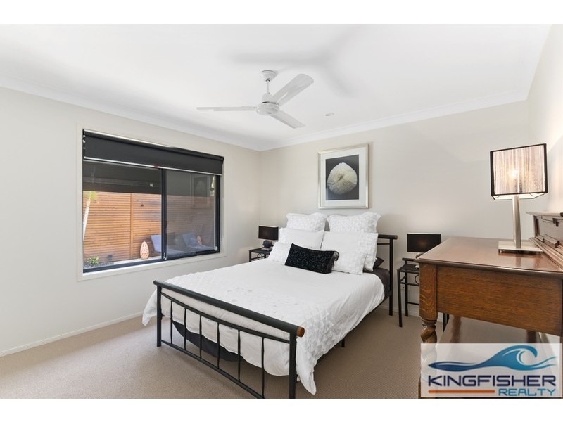 60 Sea Eagle Drive, Burleigh Waters QLD 4220