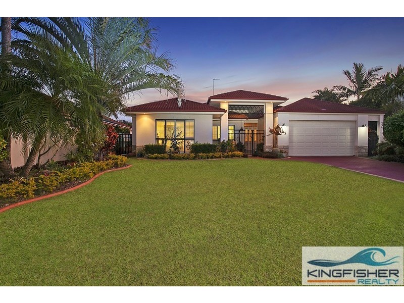 6 Crozet Court, Burleigh Waters QLD 4220