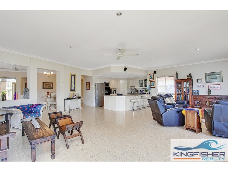 6 Crozet Court, Burleigh Waters QLD 4220