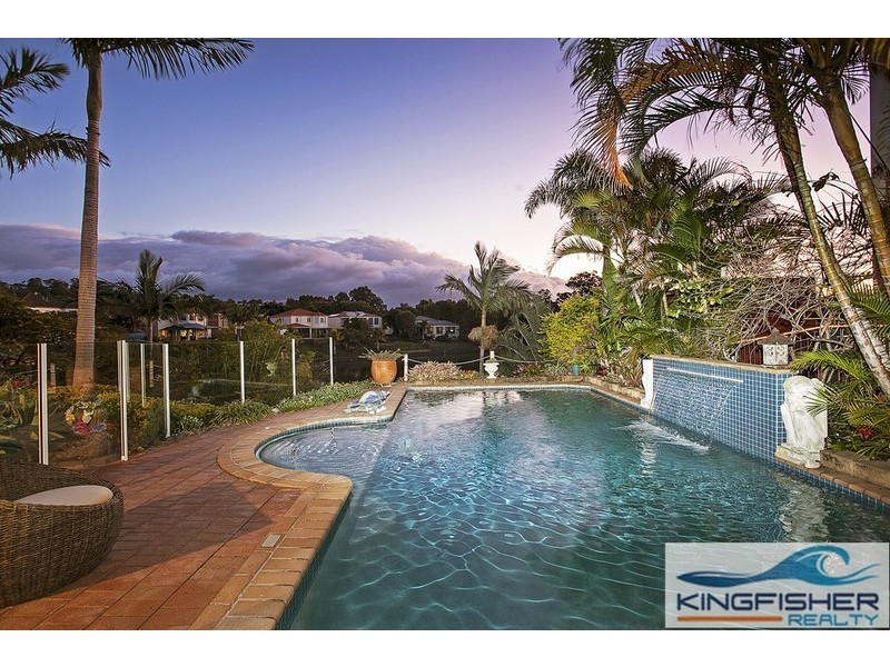 6 Crozet Court, Burleigh Waters QLD 4220