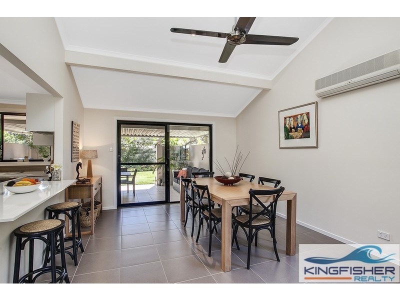 54 Bluejay Street, Burleigh Waters QLD 4220