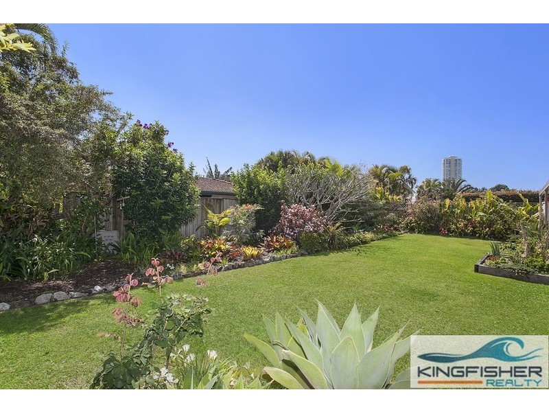 54 Bluejay Street, Burleigh Waters QLD 4220