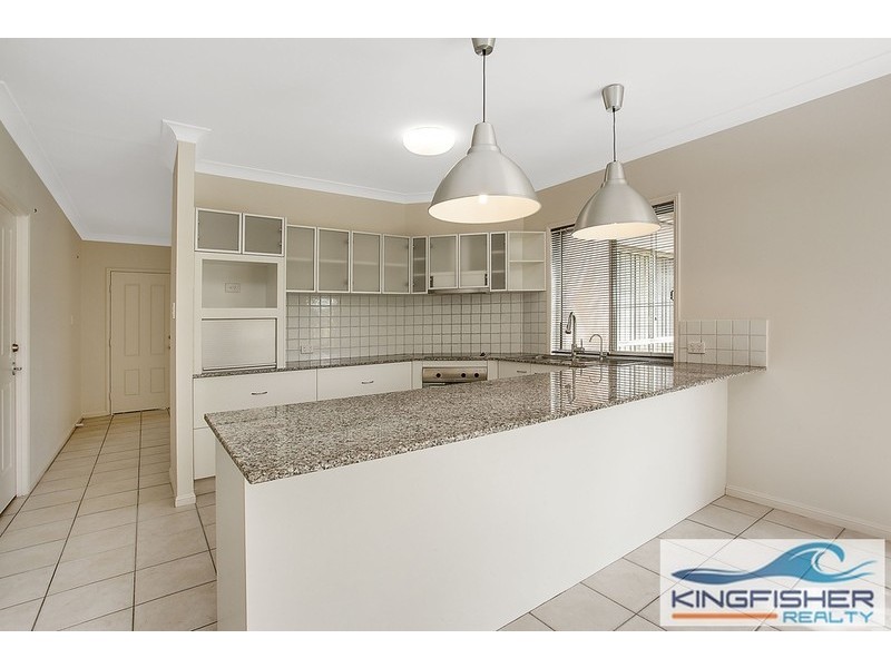 39 Gardendale Crescent, Burleigh Waters QLD 4220
