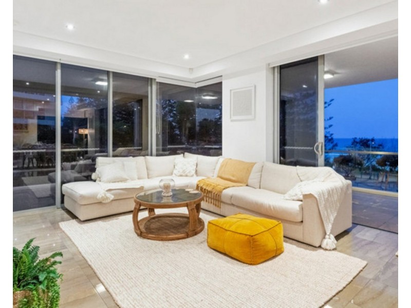 201/200 The Esplanade, Burleigh Heads QLD 4220