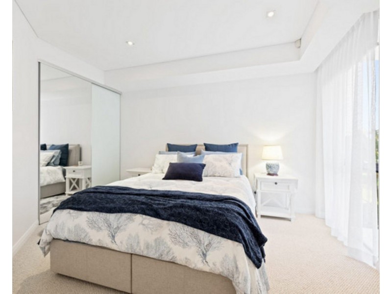 201/200 The Esplanade, Burleigh Heads QLD 4220