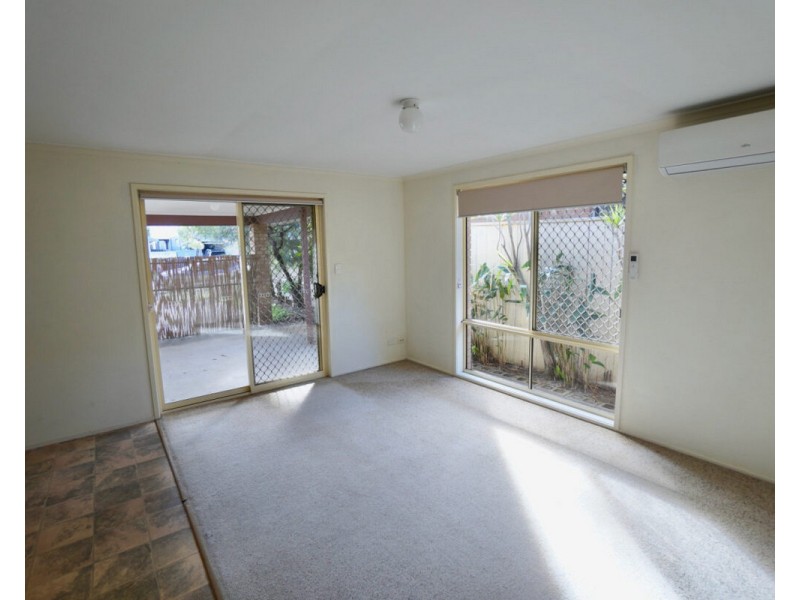 24 Chainey Av,, Miami QLD 4220