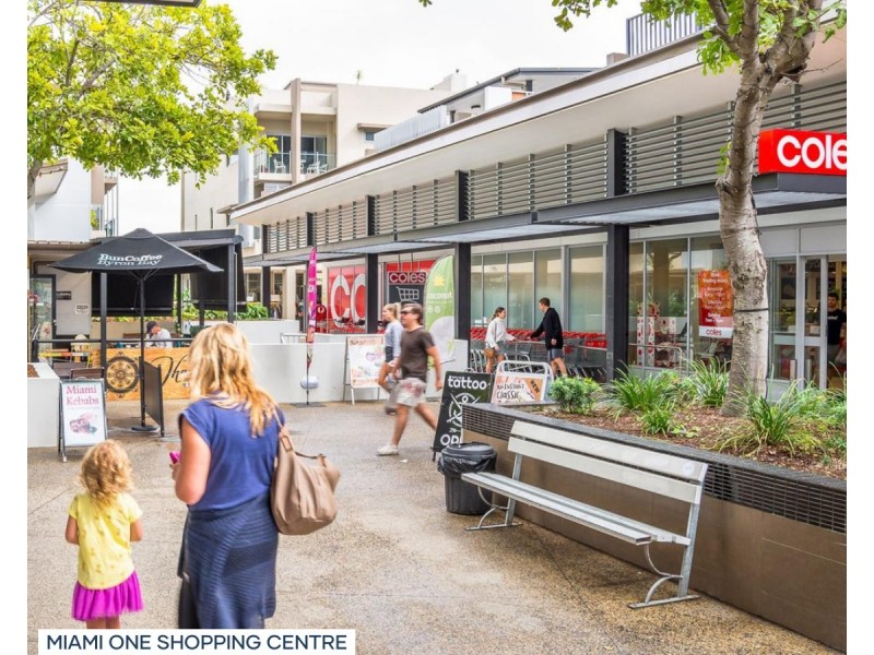 24 Chainey Av,, Miami QLD 4220