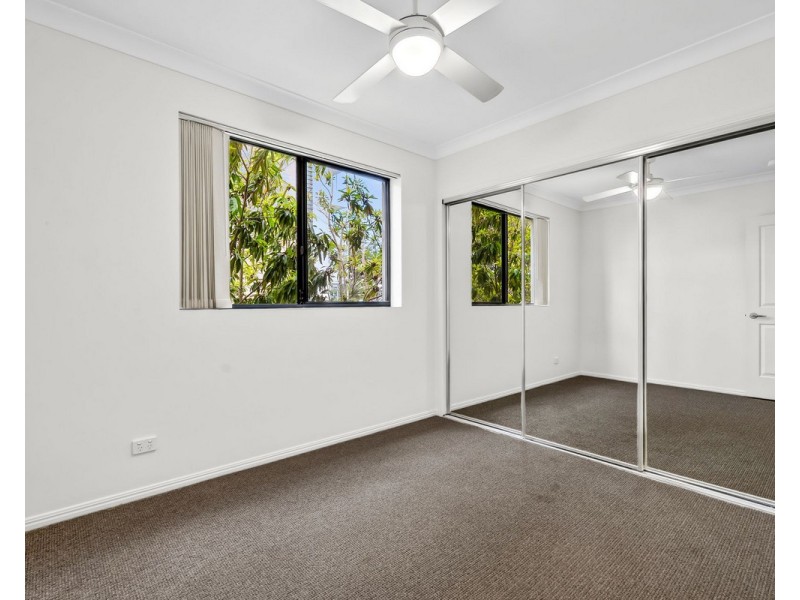 36/6 Fifth Avenue, Burleigh Heads QLD 4220