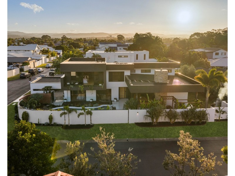 22 Bluejay Street, Burleigh Waters QLD 4220