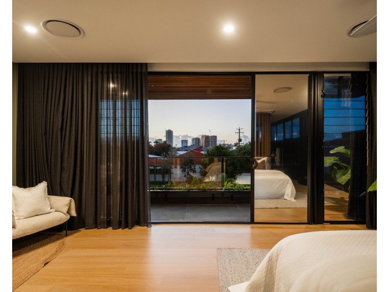 22 Bluejay Street, Burleigh Waters QLD 4220