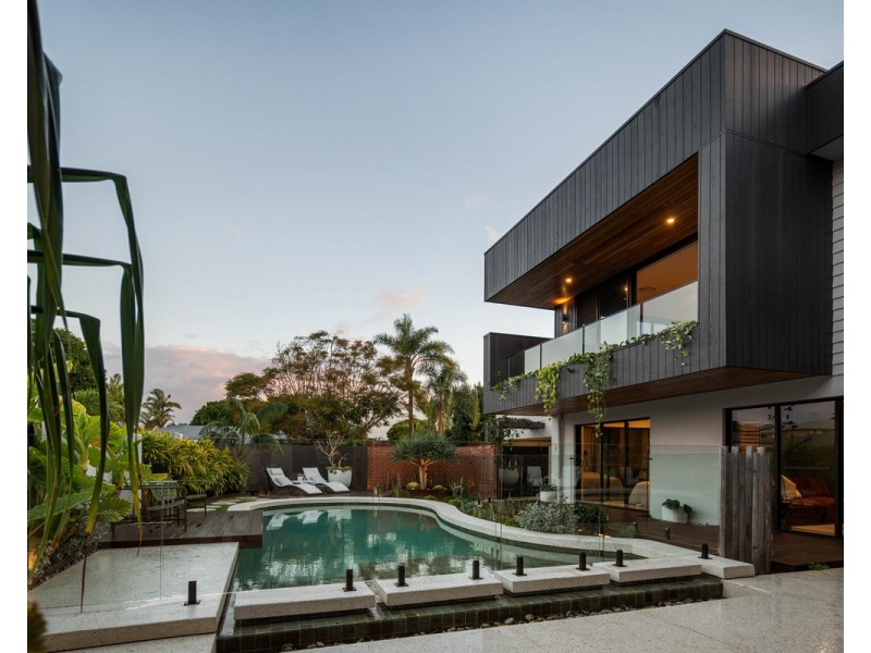 22 Bluejay Street, Burleigh Waters QLD 4220