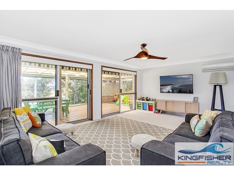184 Acanthus Avenue, Burleigh Waters QLD 4220
