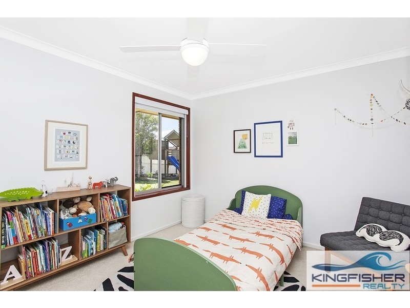 184 Acanthus Avenue, Burleigh Waters QLD 4220