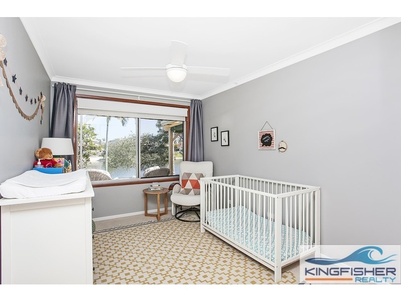 184 Acanthus Avenue, Burleigh Waters QLD 4220