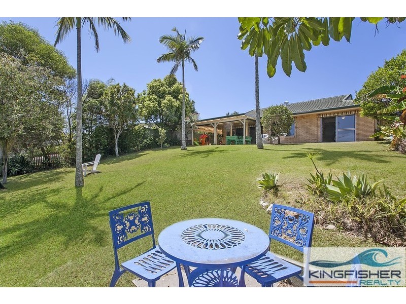 184 Acanthus Avenue, Burleigh Waters QLD 4220