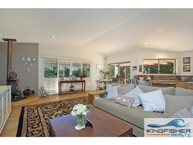 9 Dulcie Drive, Burleigh Heads QLD 4220