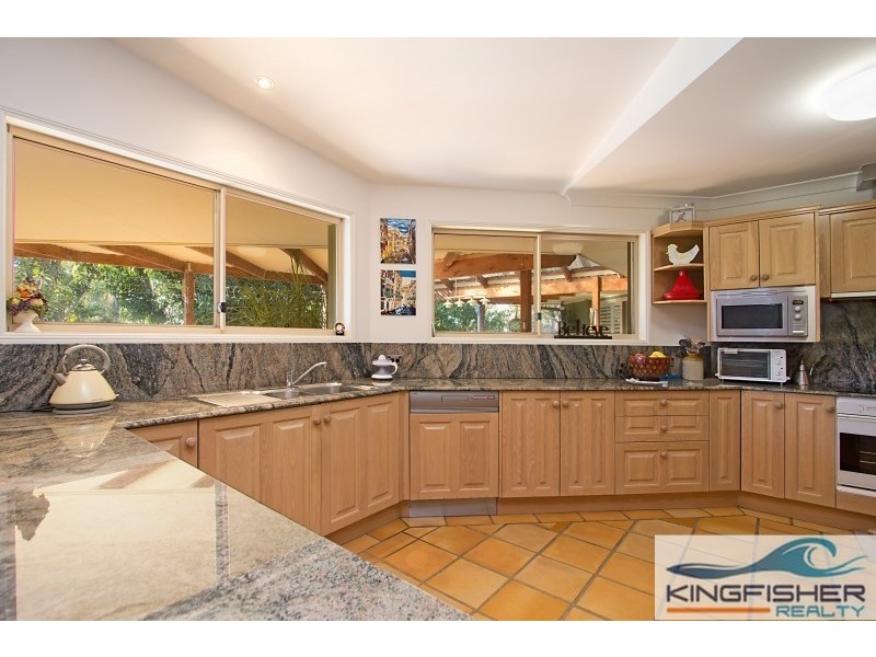 9 Dulcie Drive, Burleigh Heads QLD 4220