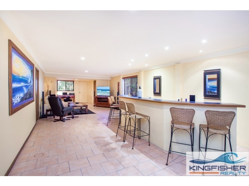 2 Rudd Street, Burleigh Heads QLD 4220