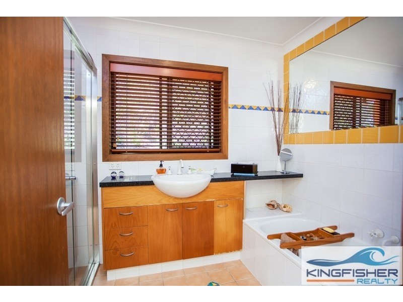 2 Rudd Street, Burleigh Heads QLD 4220