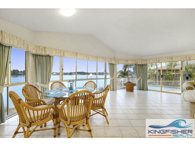 51 Wedgebill Parade, Burleigh Waters QLD 4220