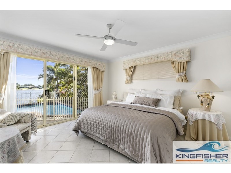 51 Wedgebill Parade, Burleigh Waters QLD 4220