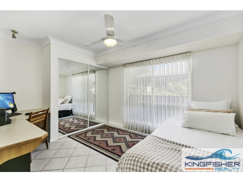 51 Wedgebill Parade, Burleigh Waters QLD 4220