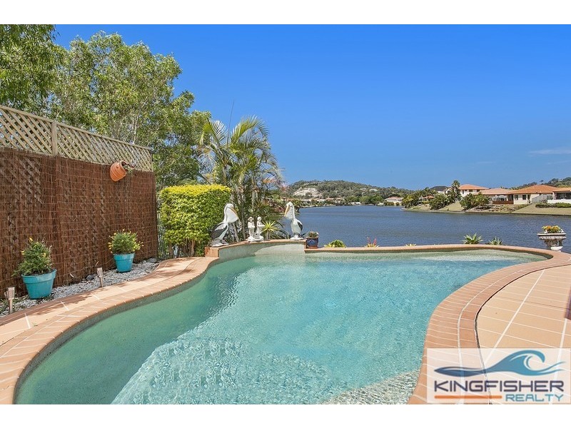 144 Dunlin Drive, Burleigh Waters QLD 4220