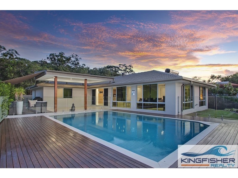 166 Burleigh Street, Burleigh Waters QLD 4220